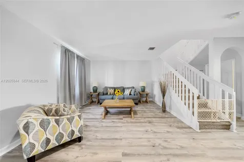 9381 W 33rd Lane Hialeah FL 33018