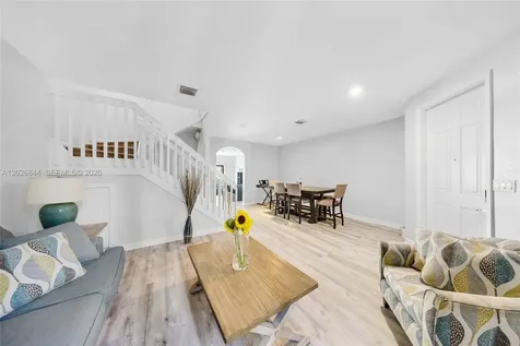 9381 W 33rd Lane Hialeah FL 33018