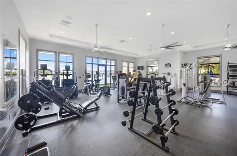 9381 W 33rd Lane Hialeah FL 33018