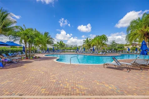9381 W 33rd Lane Hialeah FL 33018