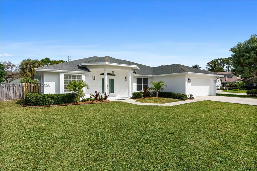 5923 Loxahatchee Pines Drive Jupiter FL 33458