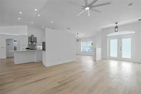 5923 Loxahatchee Pines Drive Jupiter FL 33458