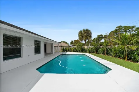 5923 Loxahatchee Pines Drive Jupiter FL 33458
