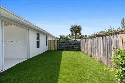 5923 Loxahatchee Pines Drive Jupiter FL 33458