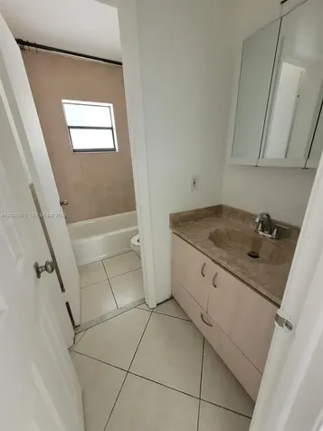 2438 SW 109th Court Miami FL 33165