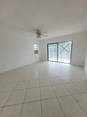 2438 SW 109th Court Miami FL 33165