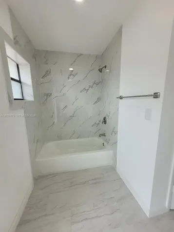 2438 SW 109th Court Miami FL 33165