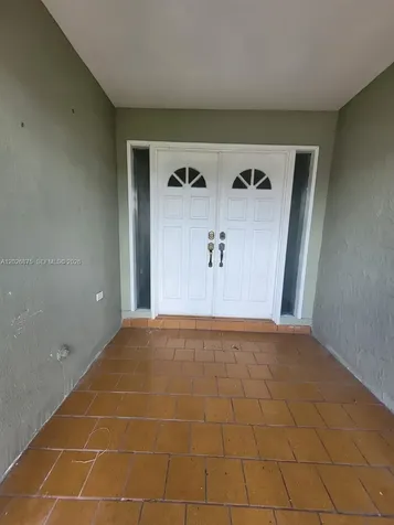 2438 SW 109th Court Miami FL 33165
