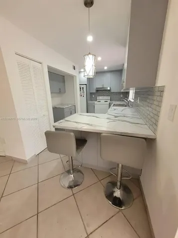 2438 SW 109th Court Miami FL 33165
