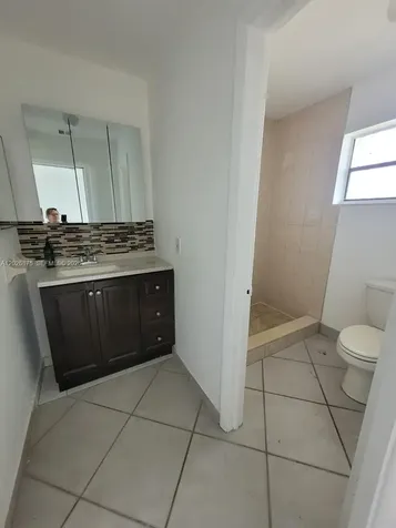2438 SW 109th Court Miami FL 33165