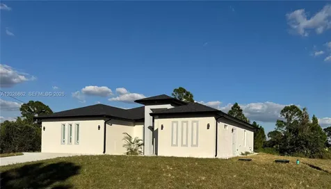 713 Da Vinci Avenue S Lehigh Acres FL 33974