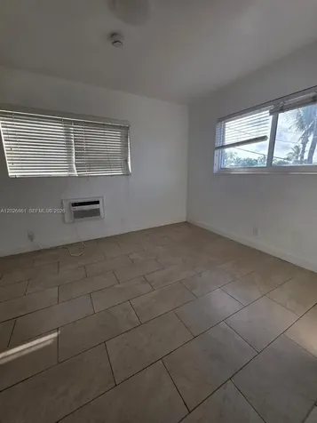 7155 Rue Notre Dame Miami Beach FL 33141