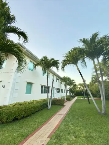1043 94th Street Bay Harbor Islands FL 33154