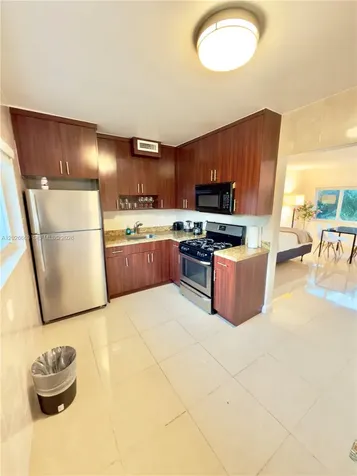 1043 94th Street Bay Harbor Islands FL 33154