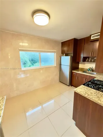 1043 94th Street Bay Harbor Islands FL 33154
