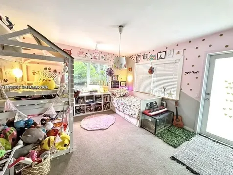 1115 Meridian Avenue Miami Beach FL 33139