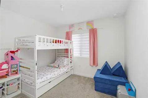 1036 SE 24th Avenue Homestead FL 33035