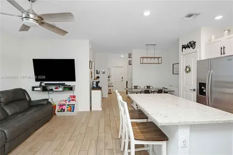 1036 SE 24th Avenue Homestead FL 33035