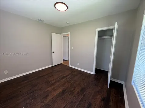 2035 NW 113th Terrace Miami FL 33167
