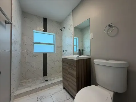 2035 NW 113th Terrace Miami FL 33167