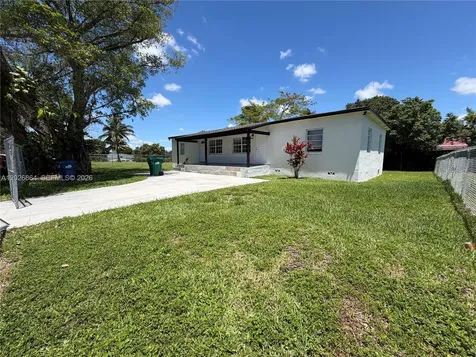 2035 NW 113th Terrace Miami FL 33167