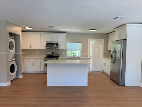 2035 NW 113th Terrace Miami FL 33167