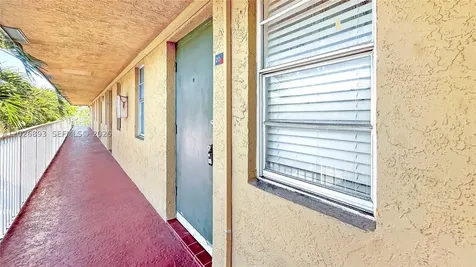 4081 N Dixie Highway Oakland Park FL 33334