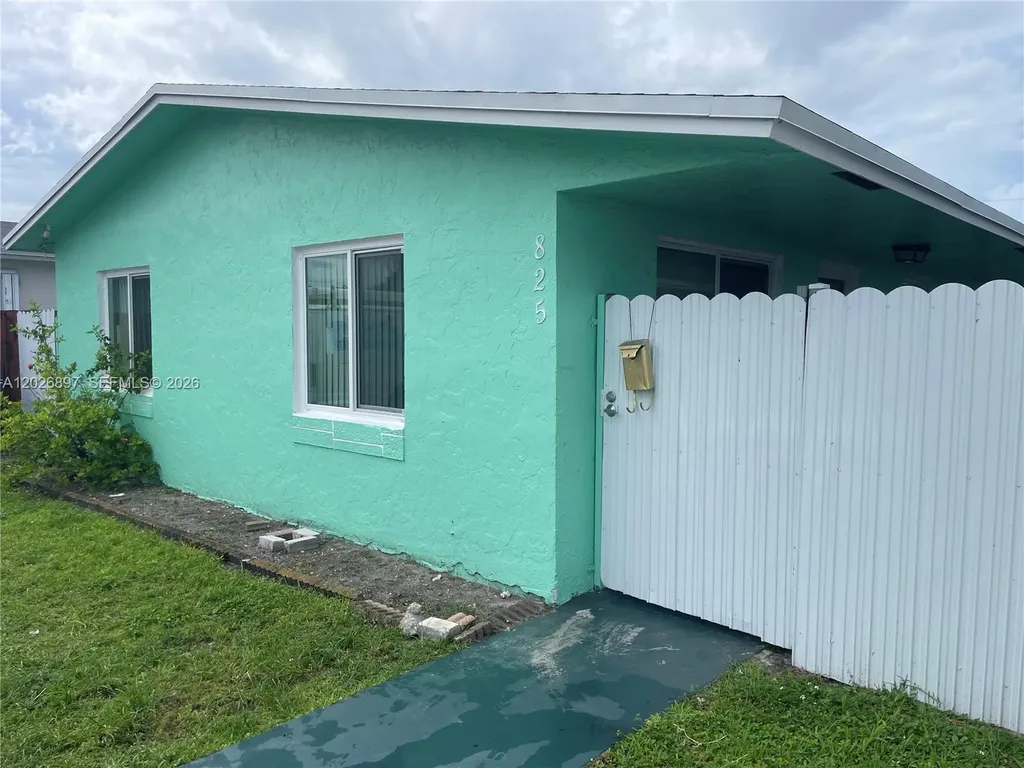 825 SW 9th Street Hallandale Beach FL 33009