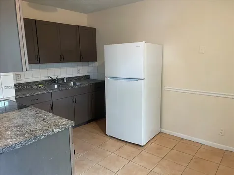 825 SW 9th Street Hallandale Beach FL 33009