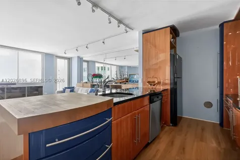 7135 Collins Avenue Miami Beach FL 33141