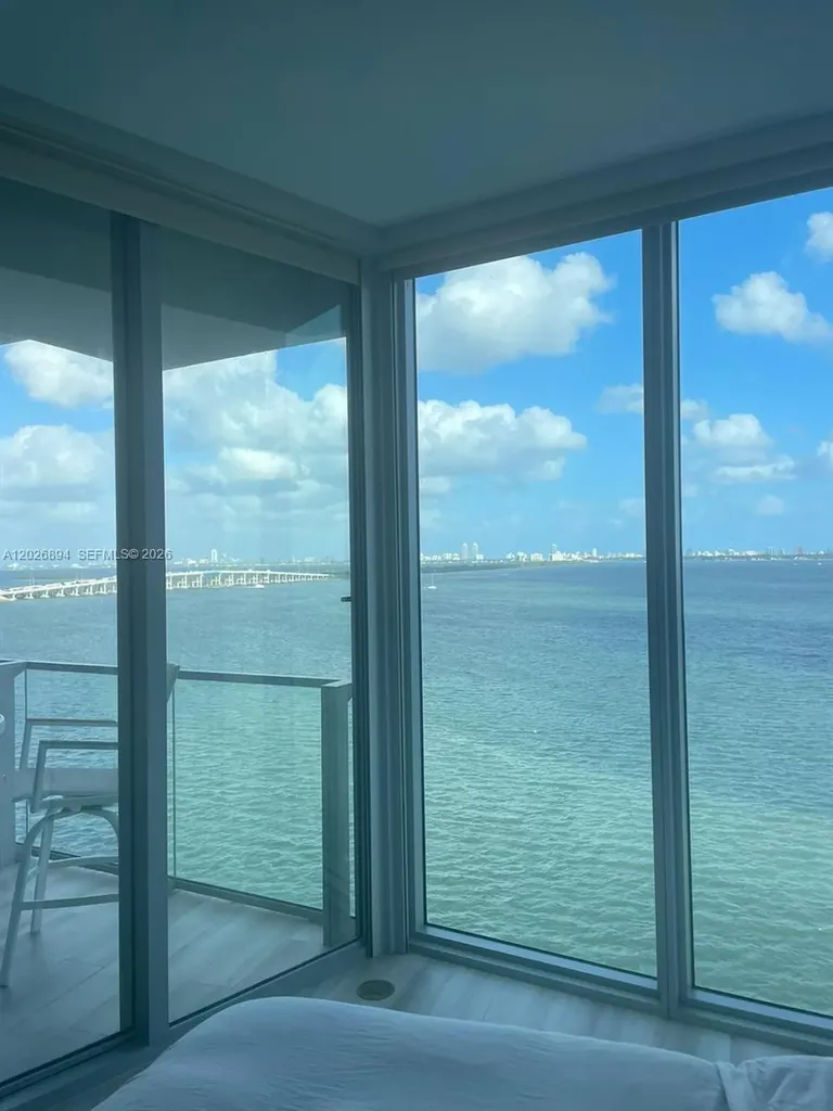 2900 NE 7th Avenue Miami FL 33137