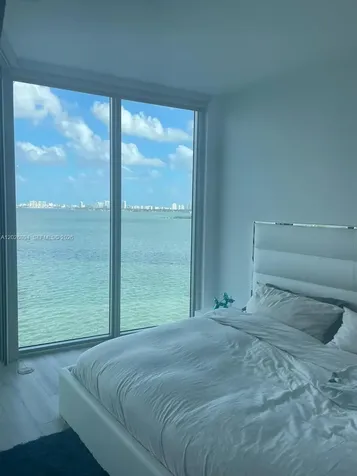 2900 NE 7th Avenue Miami FL 33137