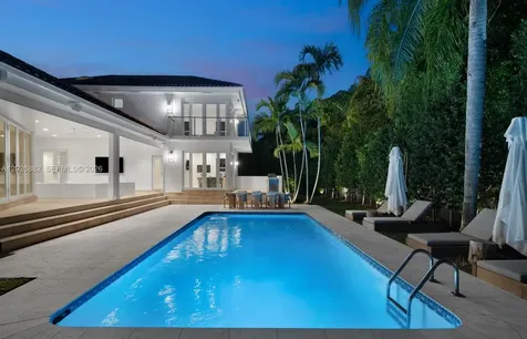 7155 E Lago Drive Coral Gables FL 33143