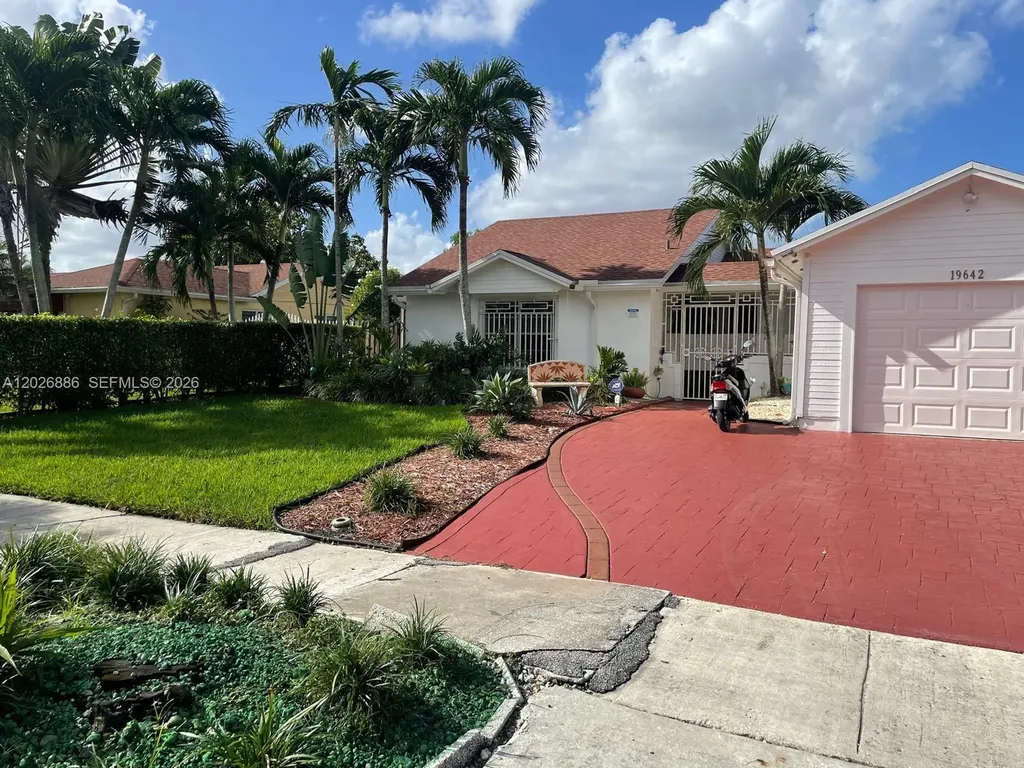 19642 NW 59th Place Hialeah FL 33015