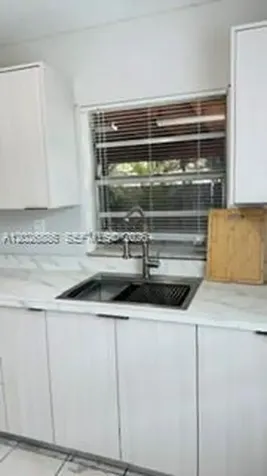 19642 NW 59th Place Hialeah FL 33015