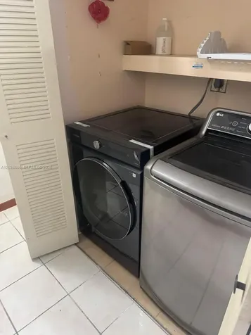 19642 NW 59th Place Hialeah FL 33015