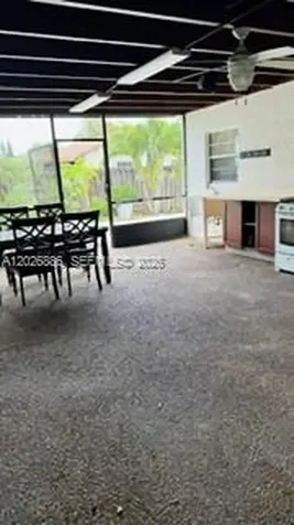 19642 NW 59th Place Hialeah FL 33015