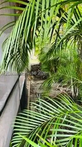 19642 NW 59th Place Hialeah FL 33015