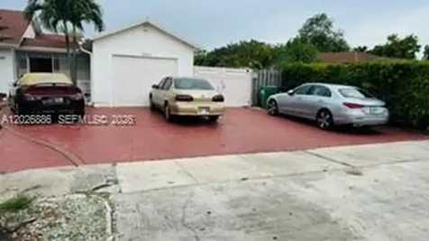 19642 NW 59th Place Hialeah FL 33015