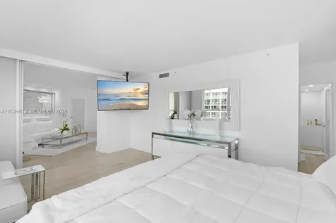 1500 Bay Road Miami Beach FL 33139
