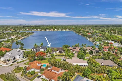 13724 SW 92nd Court Miami FL 33176