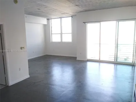 133 NE 2 Avenue Miami FL 33132