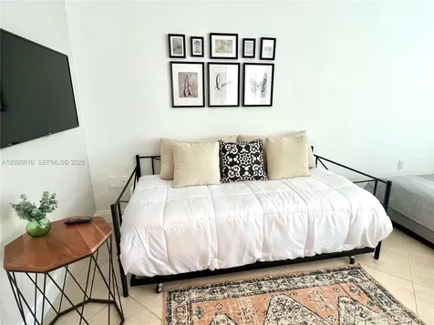 919 Michigan Avenue Miami Beach FL 33139