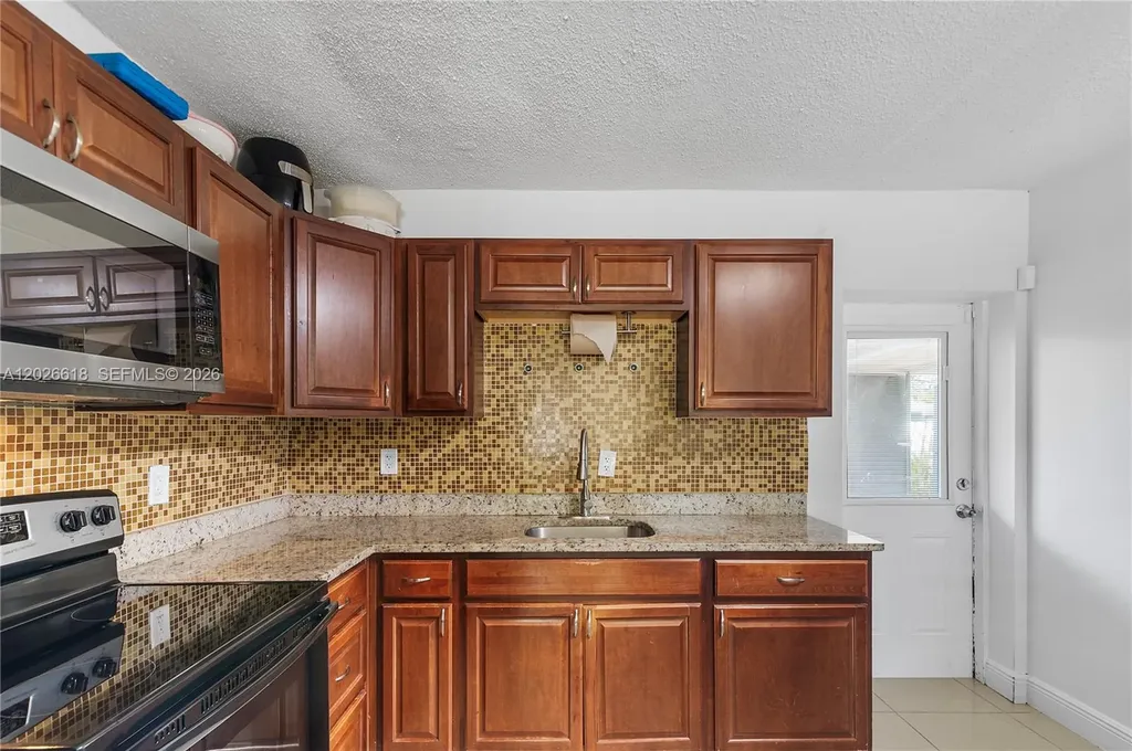 1831 NW 1st Terrace Pompano Beach FL 33060