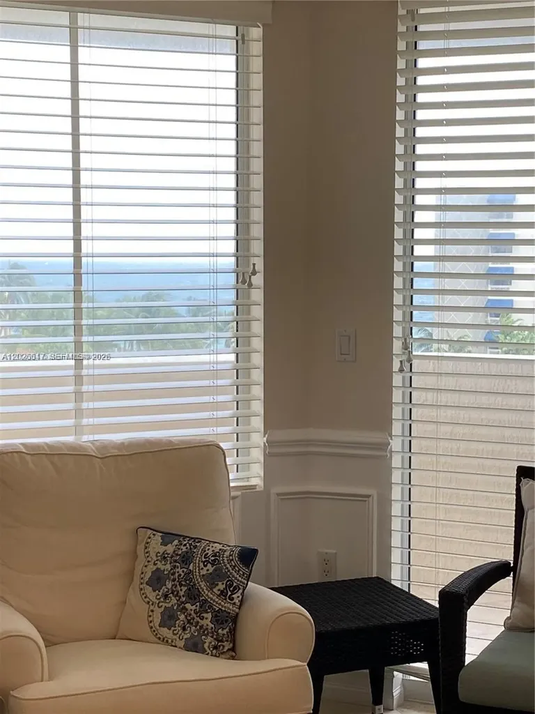 2011 N Ocean Boulevard Fort Lauderdale FL 33305