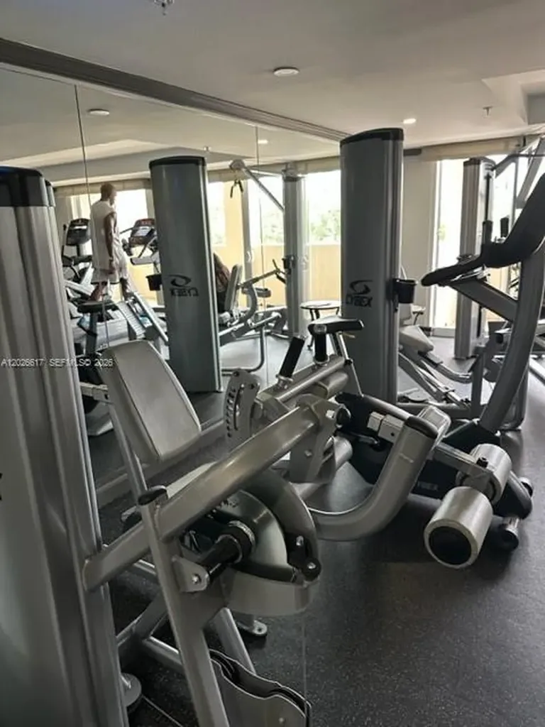 2011 N Ocean Boulevard Fort Lauderdale FL 33305