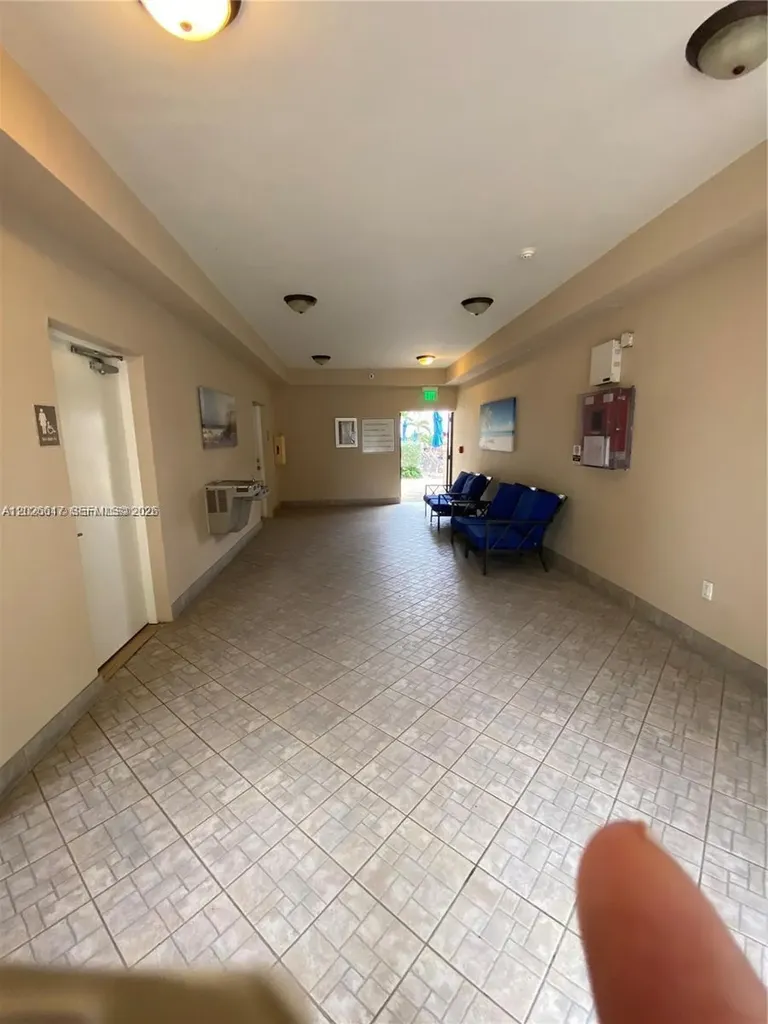 2011 N Ocean Boulevard Fort Lauderdale FL 33305