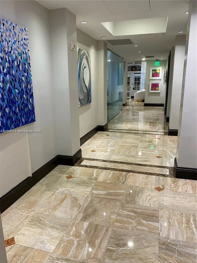 2011 N Ocean Boulevard Fort Lauderdale FL 33305