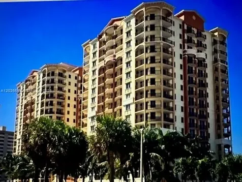 2011 N Ocean Boulevard Fort Lauderdale FL 33305