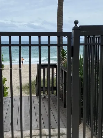 2011 N Ocean Boulevard Fort Lauderdale FL 33305